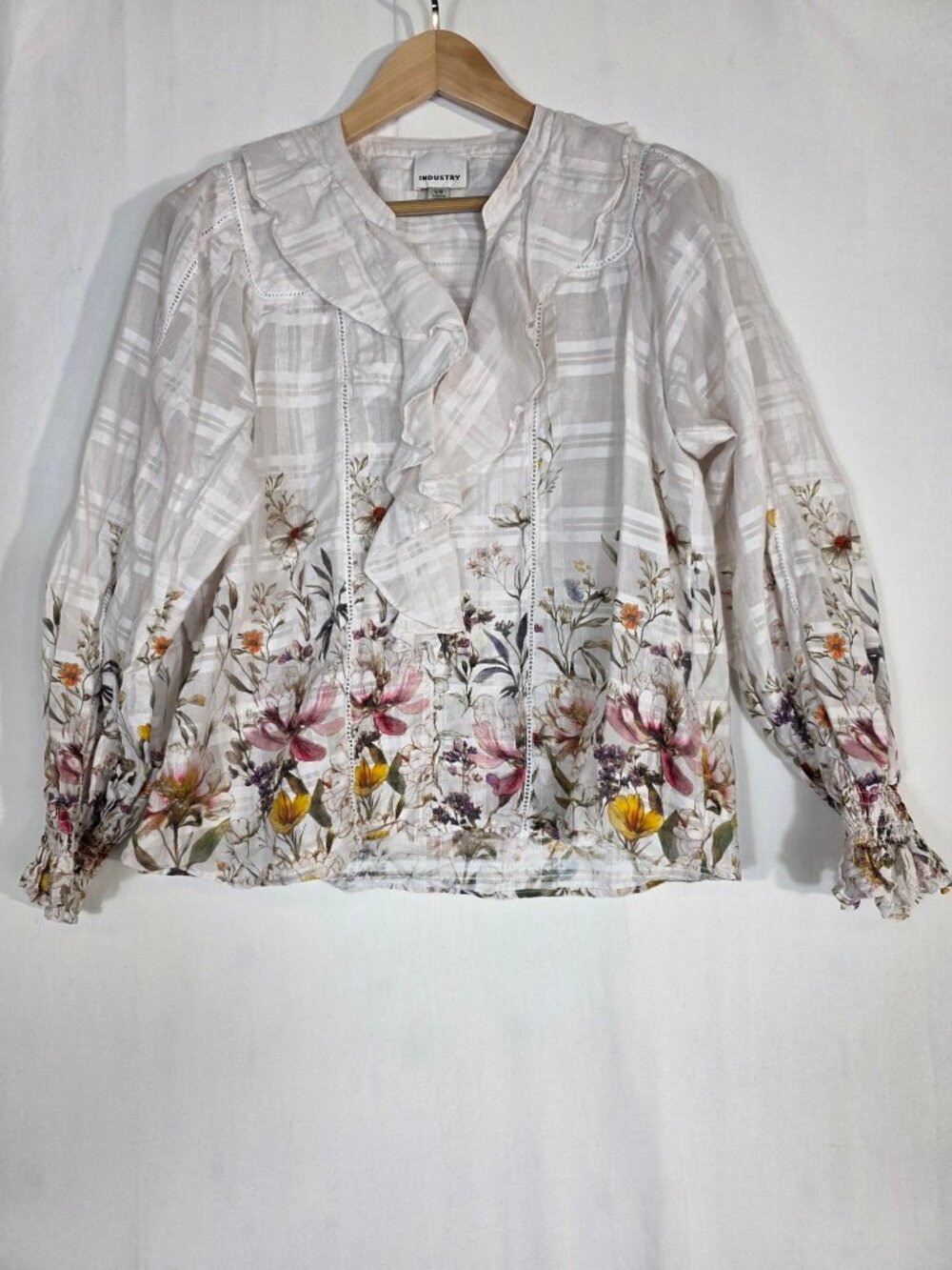 Industry Republic Clothing Floral Ruffle Collar Blouse – Size L